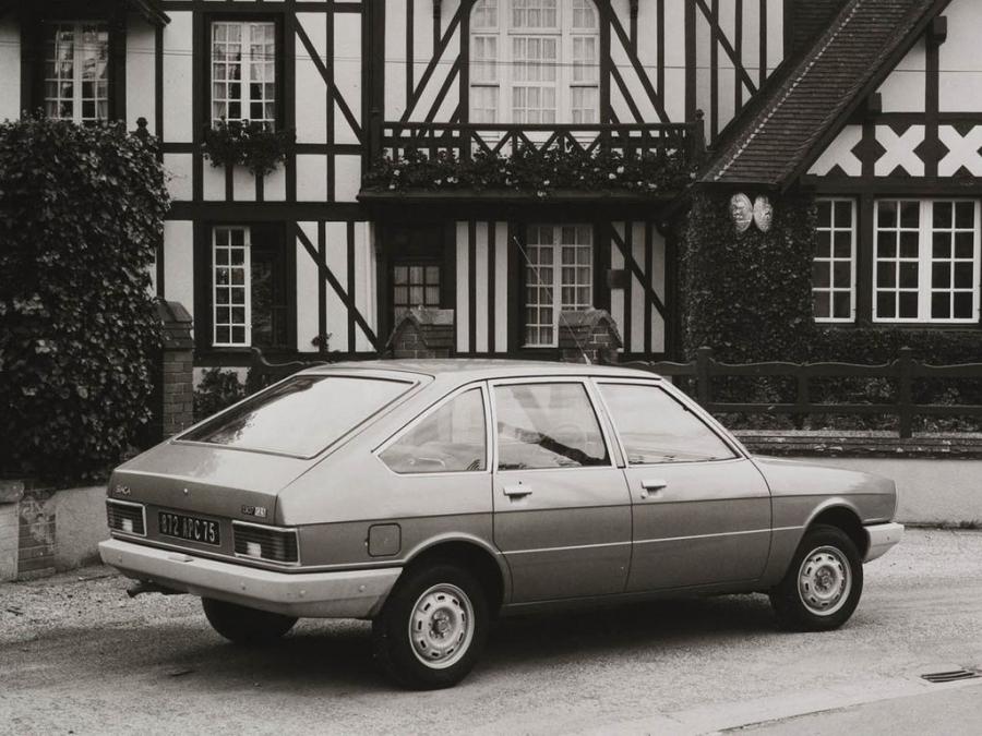  Simca 1307 1975 года  (фото 7 из 12)
